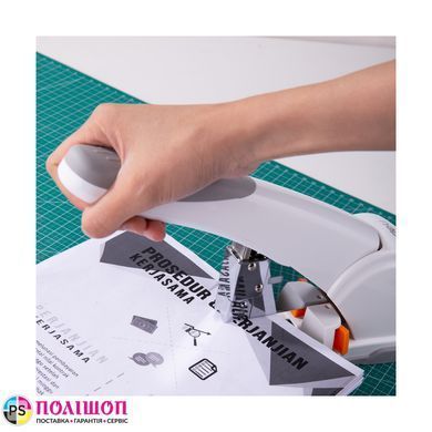 Степлер Deli 0486, 120 аркушів, відступ до 60 мм