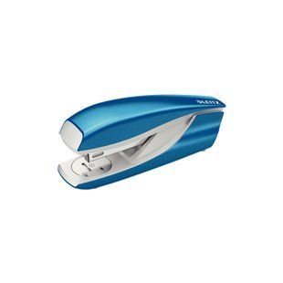 Степлер металевий Leitz New NeXXt WOW, 30 листів, колір синій металік cкоба №24/6, 26/636